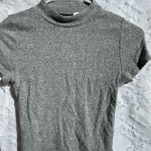 gray pacsun turtle neck